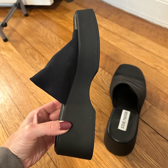 Steve Madden slinky shoes - Picture 5 of 10
